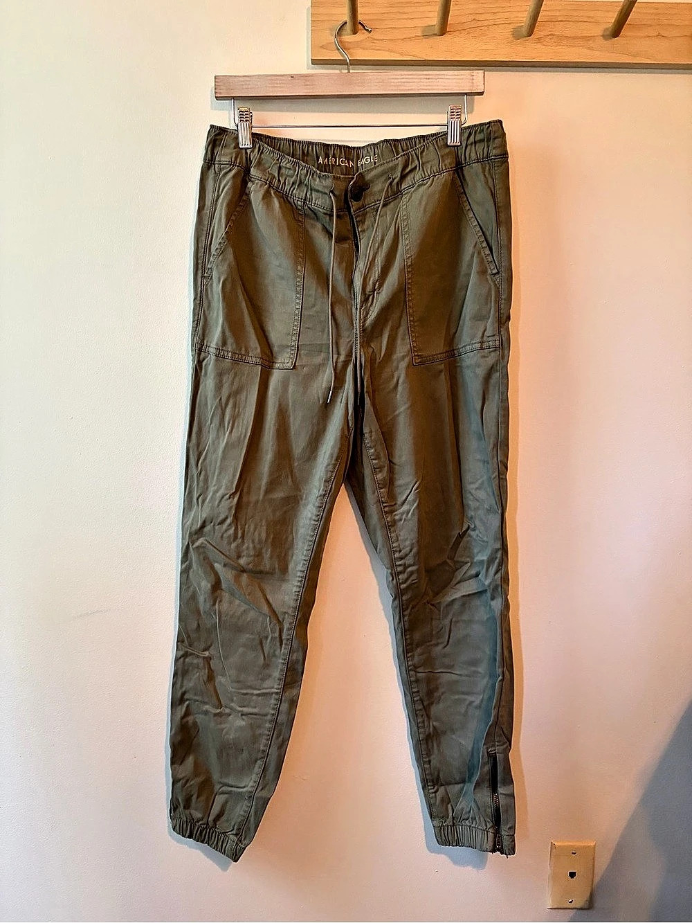 American Eagle Super Stretch Utility Ankle Zip Jogger Pants Olive Waist 16